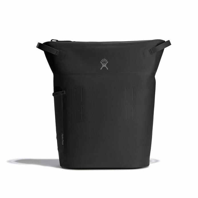20-l-day-escapetm-pack-o5 20-l-day-escape-soft-cooler-pack-black-straight-on.jpg