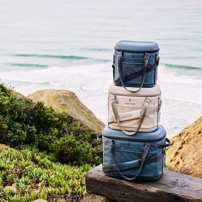 carryouttm-soft-cooler-30-l-y0 hf_carryout_bouwer_d1_l1_torrey_pines_still_life_0252_1_6.jpg