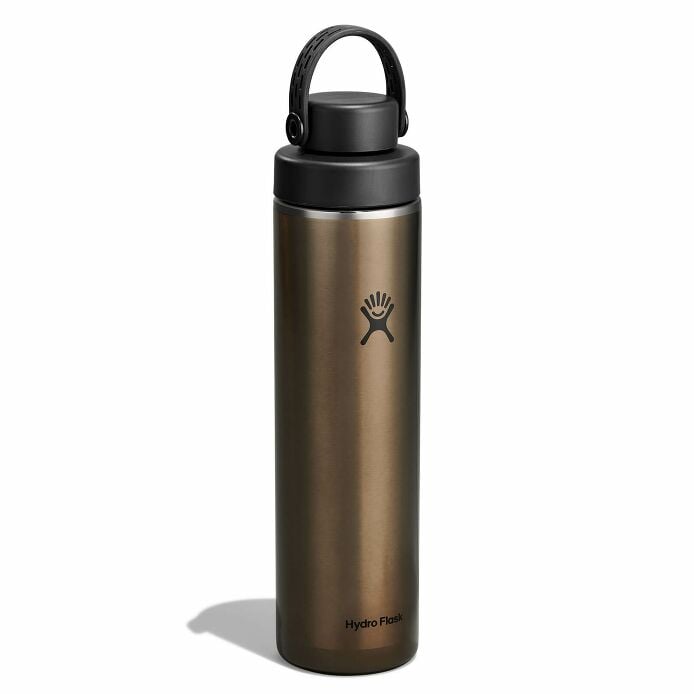 24-oz-lightweight-chug-cap-bottle-o6 lw24lwfcc080-24-oz-lightweight-chug-cap-bottle-wide-mouth-obsidian-angled.jpg