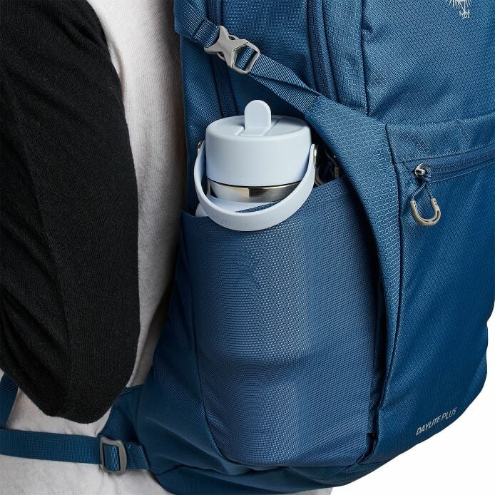 24-oz-travel-bottle-with-flex-straw-cap-t7 travelbottle-hb-backpack_1_8_1.jpg